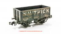 377-094 Graham Farish 7 Plank Wagon End Door 'Whitwick' Grey weathered - Includes Wagon Load - Era 3